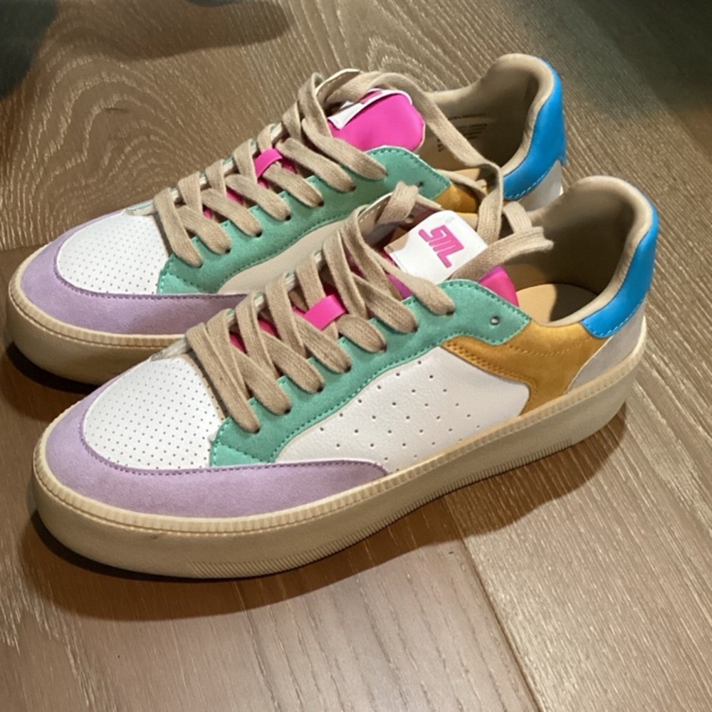 Steve Madden Sneakers